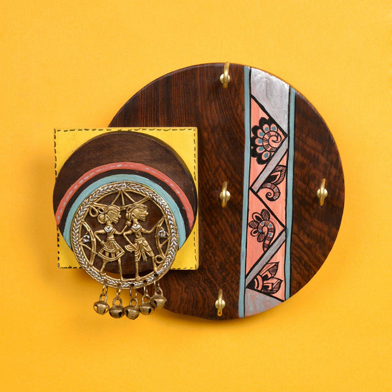 Hand-painted Dhokra-Madhubani  Key holder - Made with Love in India